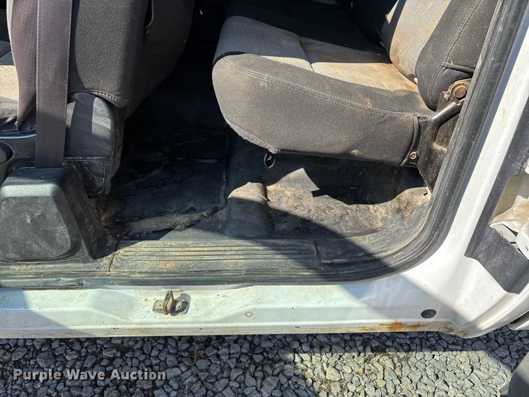 image for item DU1425 2009 GMC Sierra 2500HD Ext. Cab pickup truck