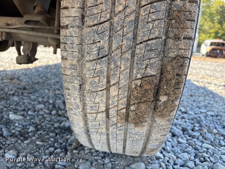 image for item DU1425 2009 GMC Sierra 2500HD Ext. Cab pickup truck