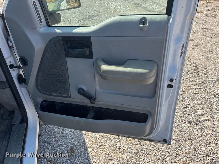 image for item DU1427 2008 Ford F150 pickup truck