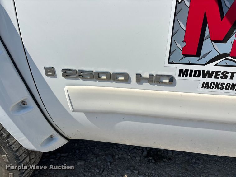 image for item DU1428 2007 Chevrolet Silverado 2500HD Ext. Cab pickup truck