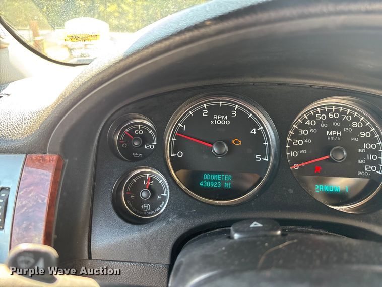 image for item DU1428 2007 Chevrolet Silverado 2500HD Ext. Cab pickup truck