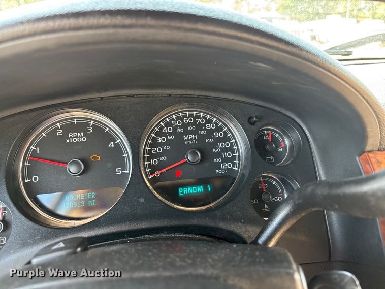 image for item DU1428 2007 Chevrolet Silverado 2500HD Ext. Cab pickup truck