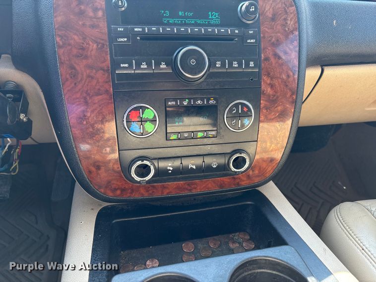 image for item DU1428 2007 Chevrolet Silverado 2500HD Ext. Cab pickup truck