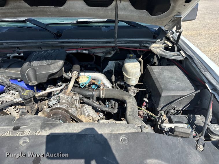 image for item DU1428 2007 Chevrolet Silverado 2500HD Ext. Cab pickup truck