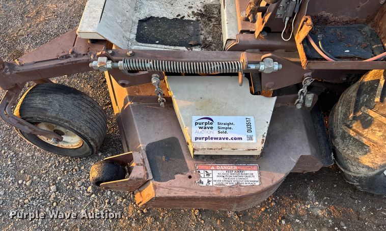 image for item DU3517 Grasshopper 335 ZTR lawn mower