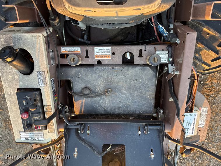 image for item DU3517 Grasshopper 335 ZTR lawn mower