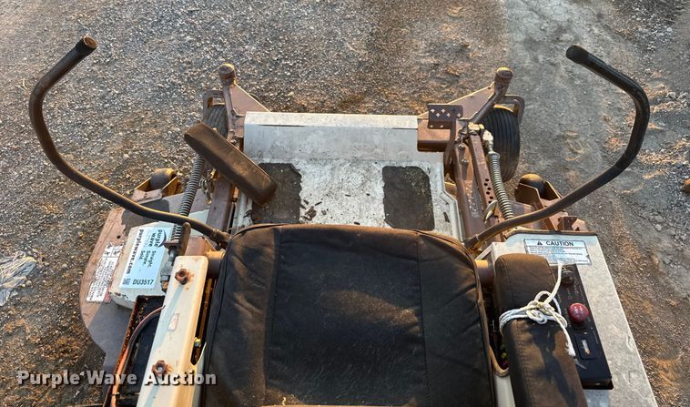 image for item DU3517 Grasshopper 335 ZTR lawn mower