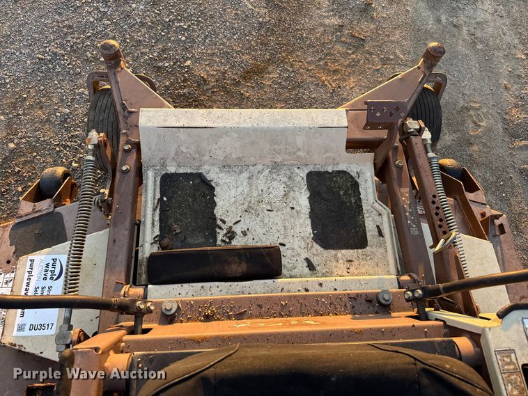 image for item DU3517 Grasshopper 335 ZTR lawn mower