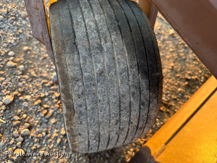 image for item DU3517 Grasshopper 335 ZTR lawn mower