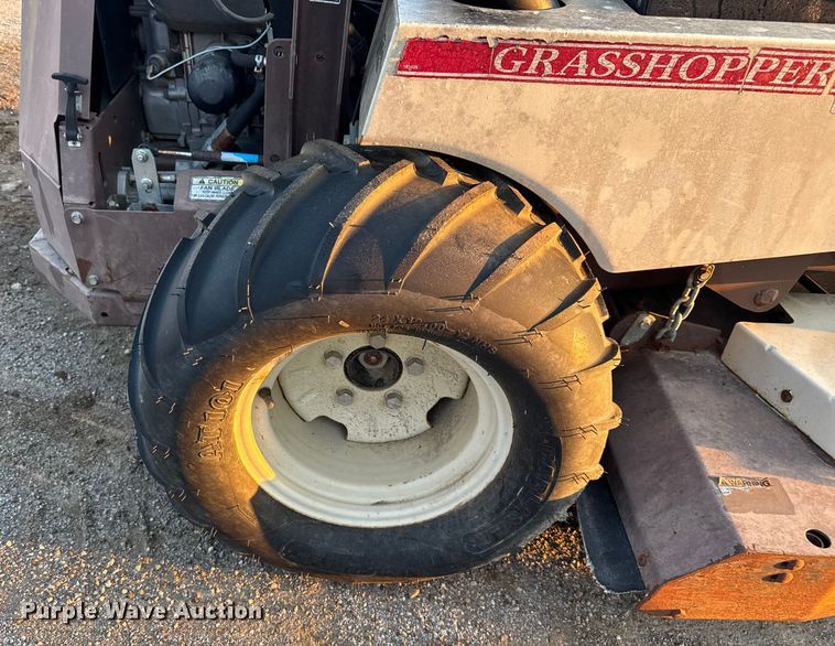 image for item DU3517 Grasshopper 335 ZTR lawn mower