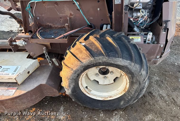 image for item DU3517 Grasshopper 335 ZTR lawn mower