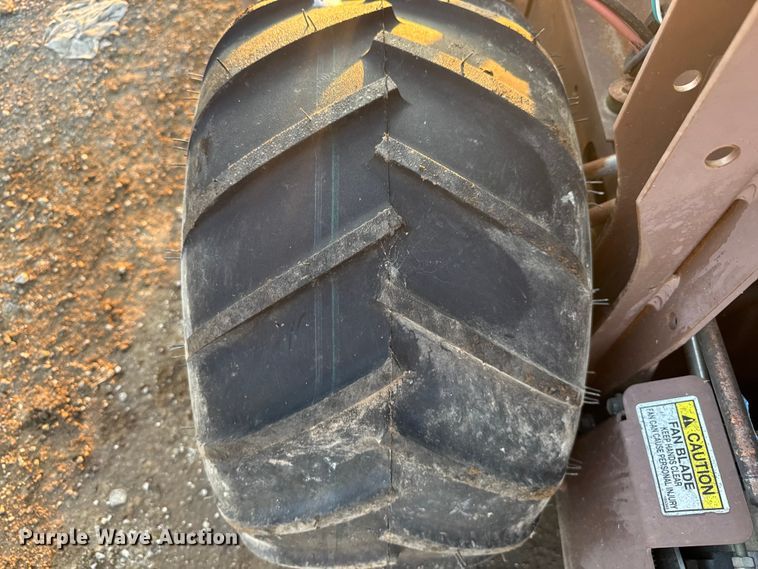 image for item DU3517 Grasshopper 335 ZTR lawn mower