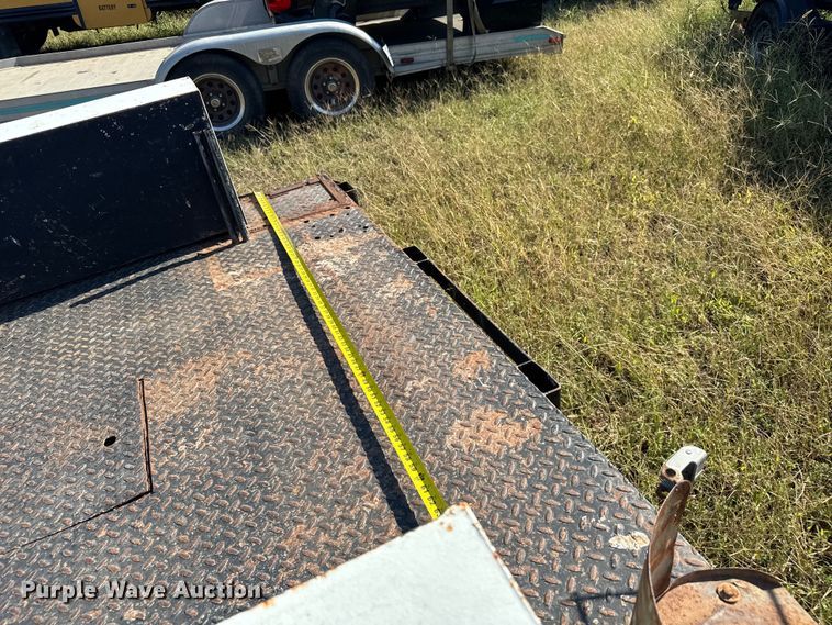 image for item DU3518 Flatbed pickup truck bed