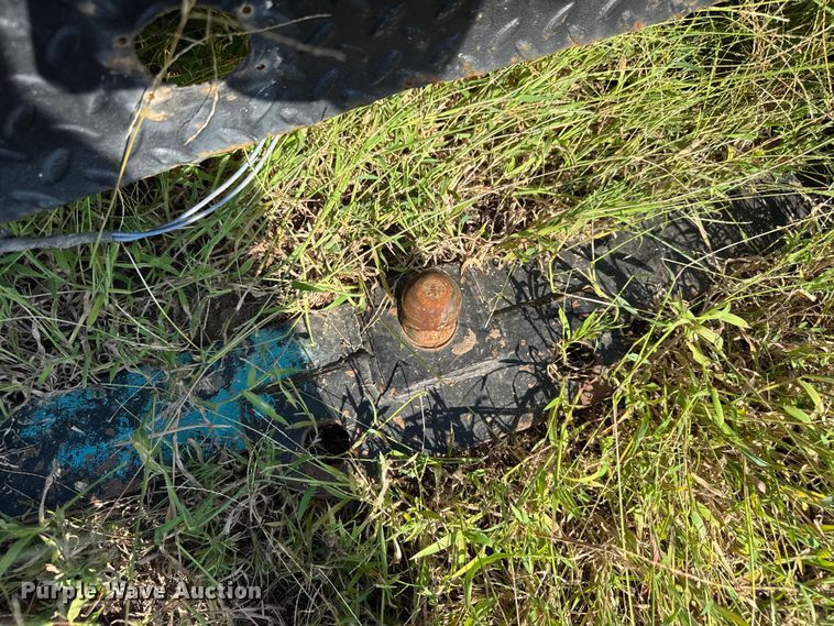 image for item DU3518 Flatbed pickup truck bed