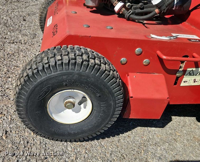 image for item DU3546 Toro 33515 aerator