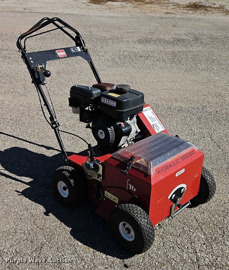 image for item DU3547 Toro 33510 seeder