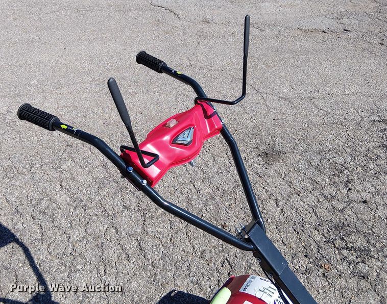 image for item DU3549 Earthquake 31285 rear tine tiller