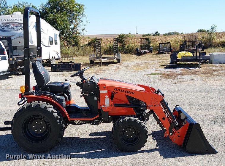 image for item DU3573 Bad Boy 1025H1 MFWD tractor