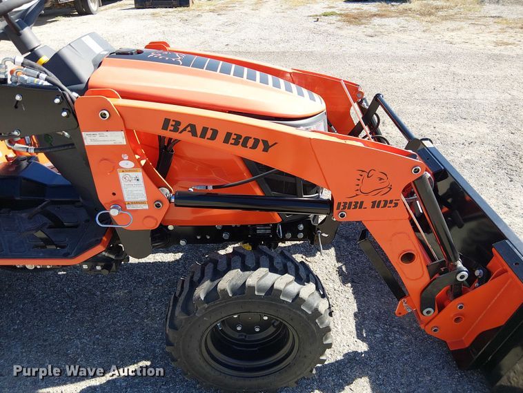 image for item DU3573 Bad Boy 1025H1 MFWD tractor
