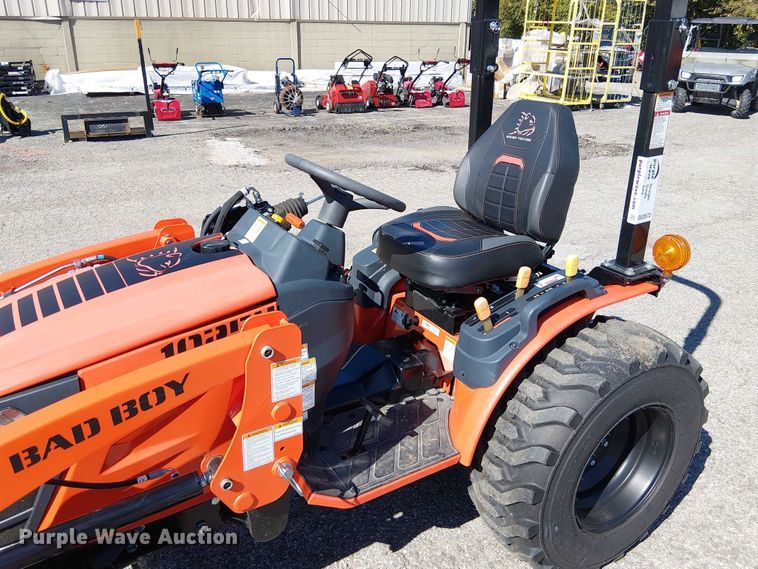 image for item DU3573 Bad Boy 1025H1 MFWD tractor