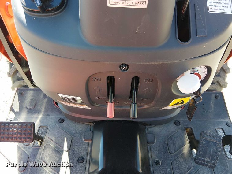 image for item DU3573 Bad Boy 1025H1 MFWD tractor