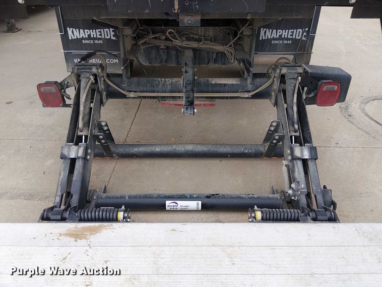 image for item DU3588 Tommy Gate end gate lift