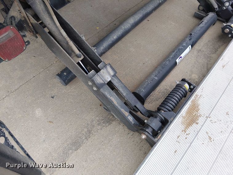 image for item DU3588 Tommy Gate end gate lift