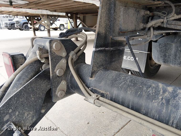 image for item DU3588 Tommy Gate end gate lift