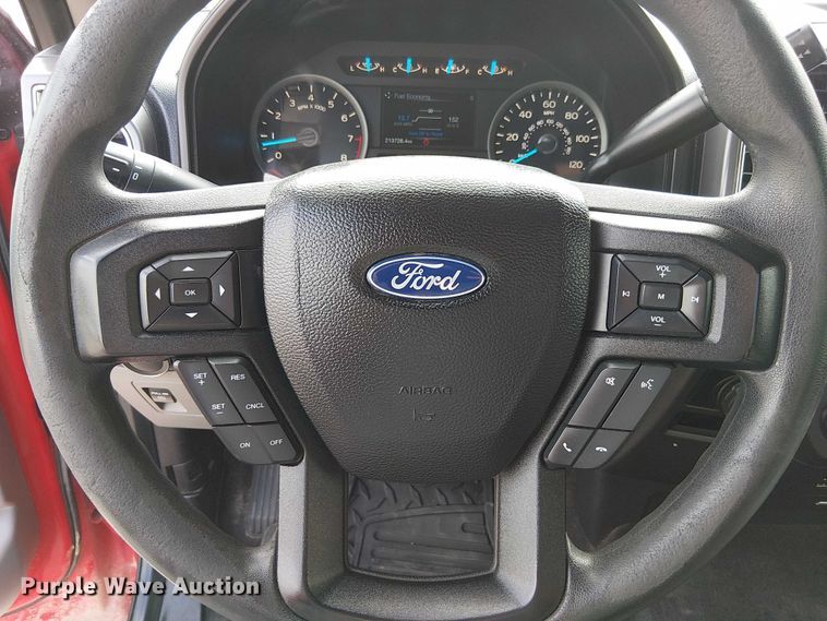 image for item DU3589 2017 Ford F150 XLT pickup truck