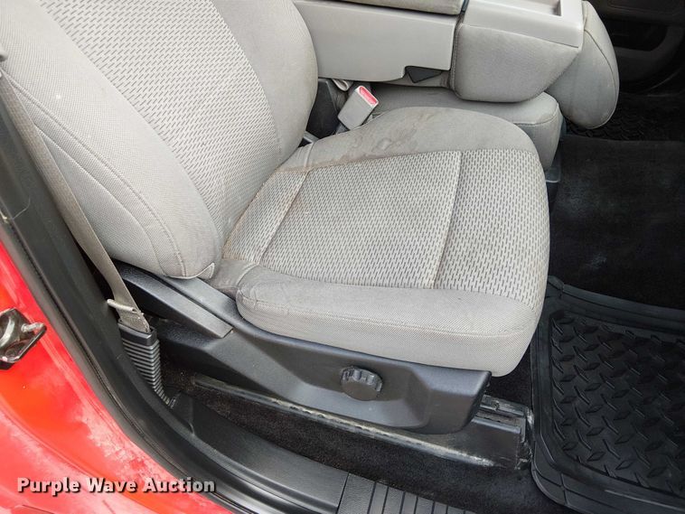 image for item DU3589 2017 Ford F150 XLT pickup truck