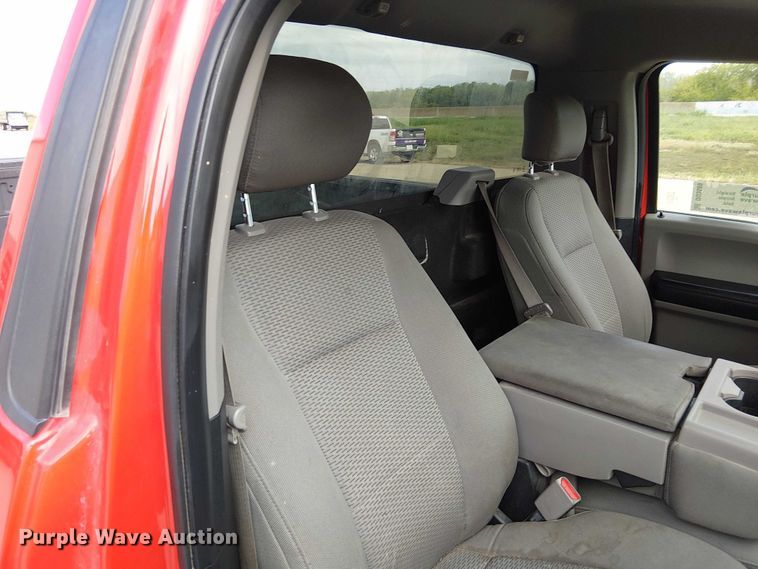 image for item DU3589 2017 Ford F150 XLT pickup truck