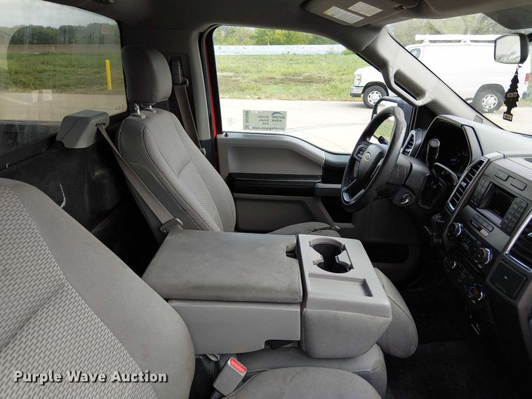 image for item DU3589 2017 Ford F150 XLT pickup truck