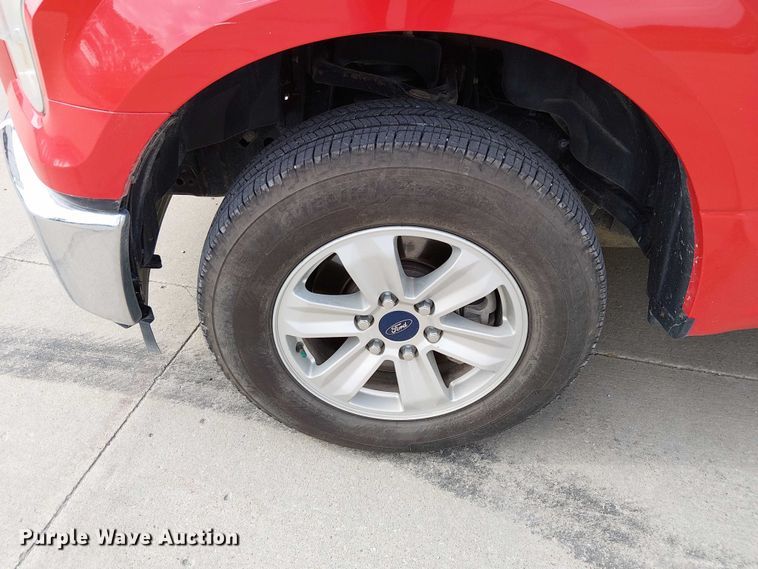 image for item DU3589 2017 Ford F150 XLT pickup truck