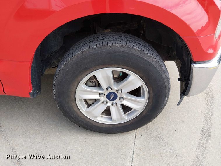 image for item DU3589 2017 Ford F150 XLT pickup truck