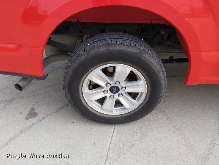 image for item DU3589 2017 Ford F150 XLT pickup truck