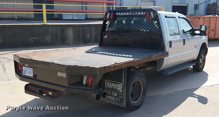 image for item DU3593 2014 Ford F350 Super Duty flatbed pickup truck