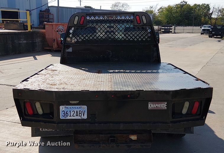 image for item DU3593 2014 Ford F350 Super Duty flatbed pickup truck