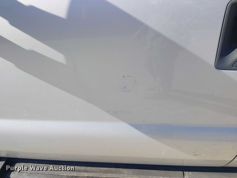 image for item DU3593 2014 Ford F350 Super Duty flatbed pickup truck