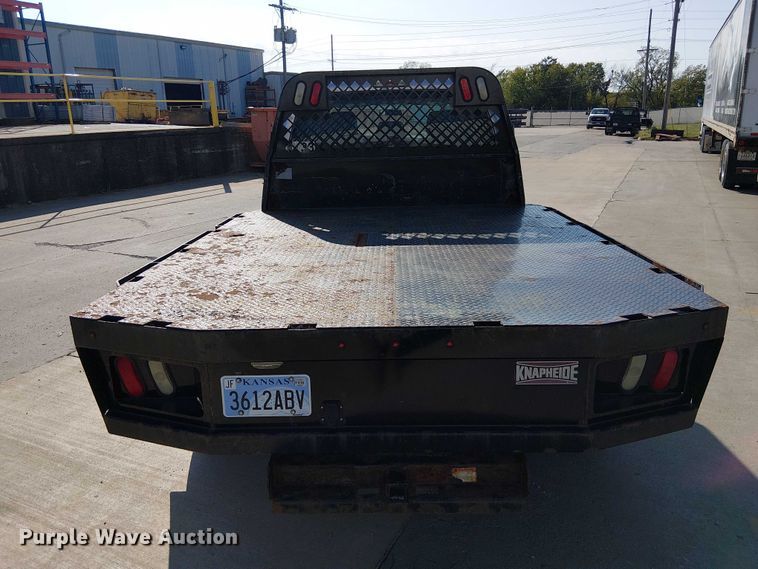 image for item DU3593 2014 Ford F350 Super Duty flatbed pickup truck