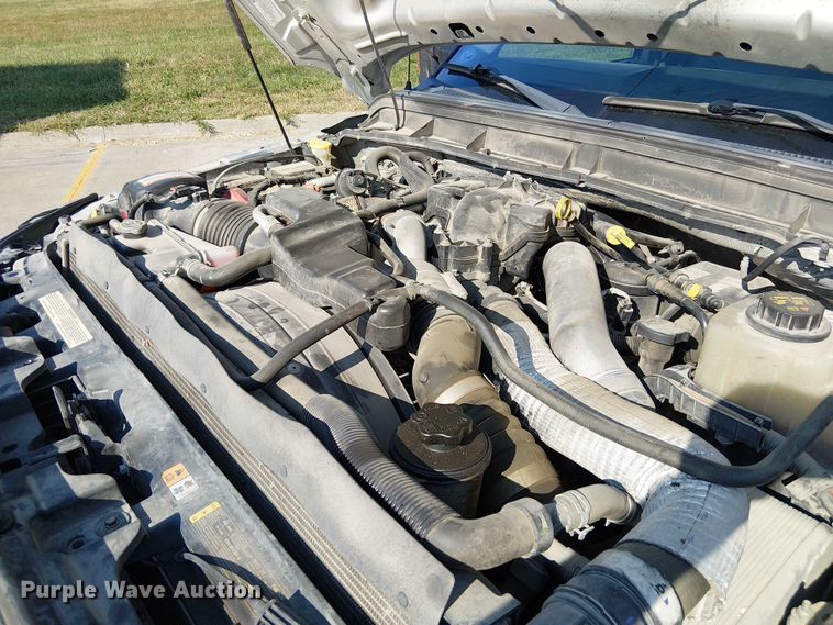 image for item DU3593 2014 Ford F350 Super Duty flatbed pickup truck