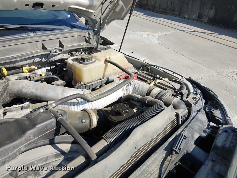 image for item DU3593 2014 Ford F350 Super Duty flatbed pickup truck