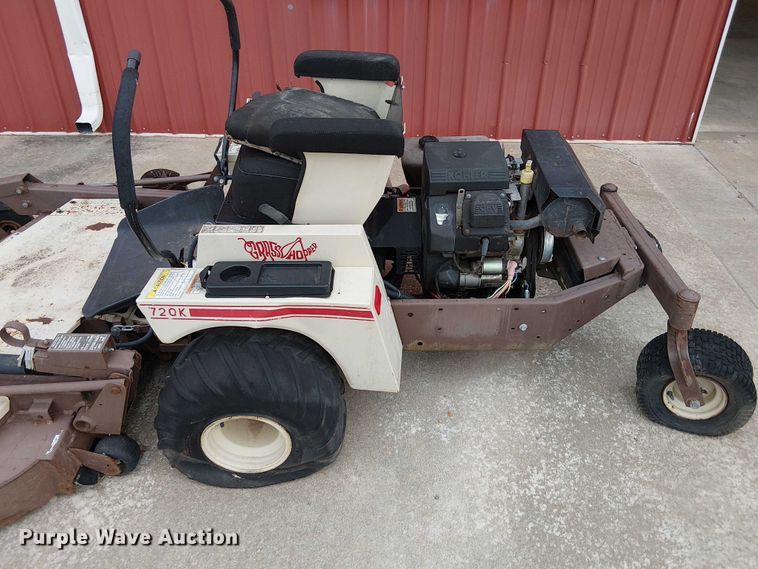 image for item DU3596 (2) ZTR lawn mowers