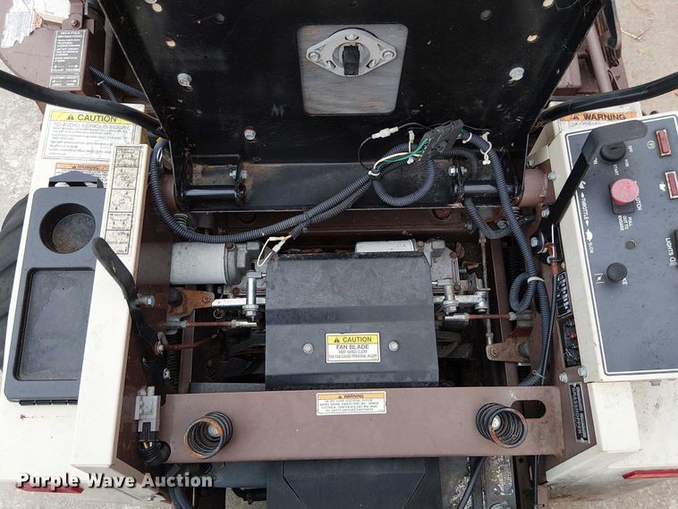 image for item DU3596 (2) ZTR lawn mowers