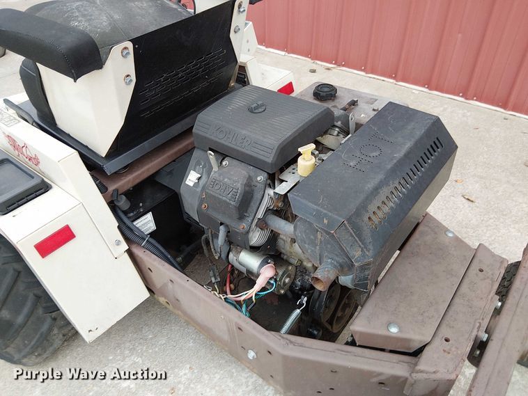 image for item DU3596 (2) ZTR lawn mowers