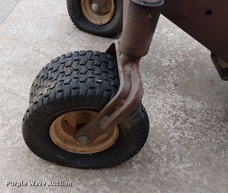 image for item DU3596 (2) ZTR lawn mowers