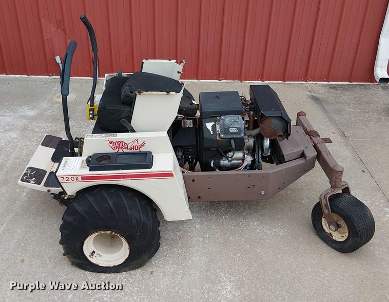 image for item DU3596 (2) ZTR lawn mowers