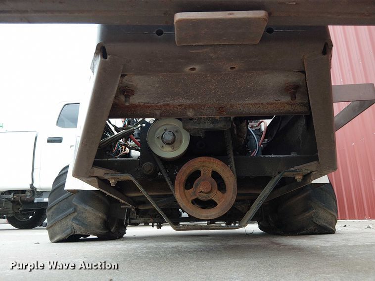 image for item DU3596 (2) ZTR lawn mowers