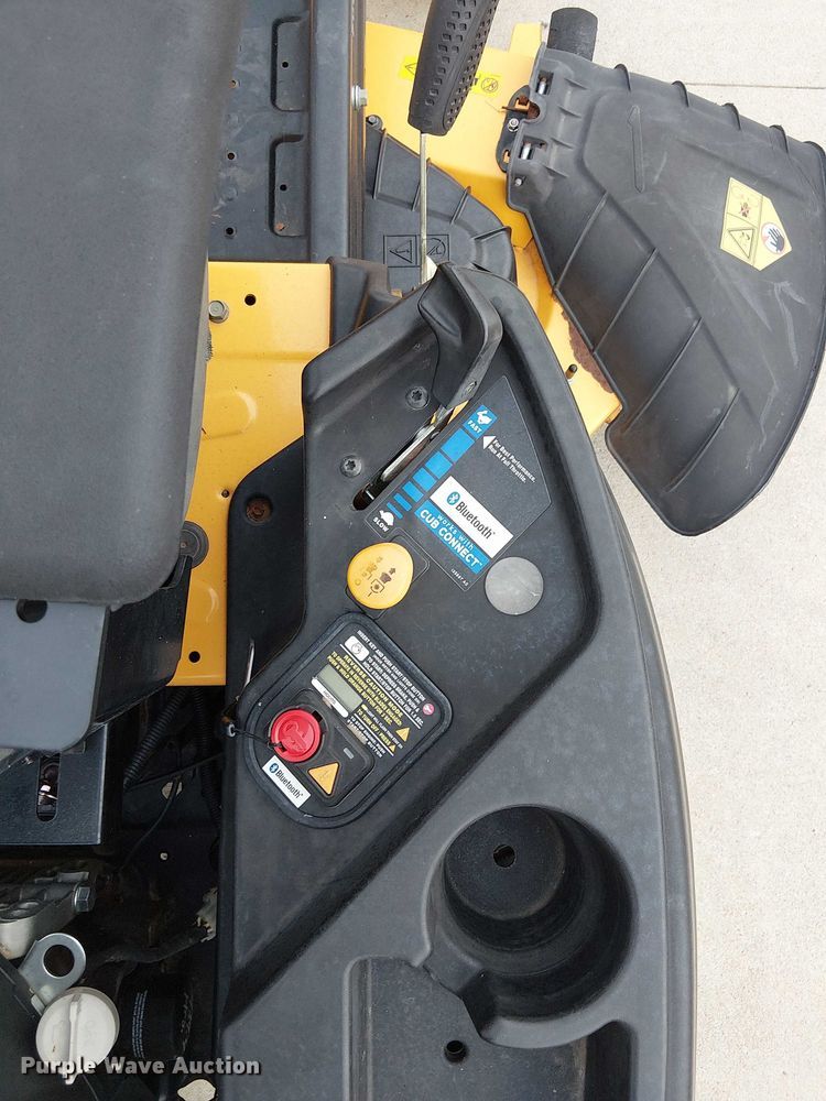 image for item DU3597 2017 Cub Cadet RZT SX lawn mower