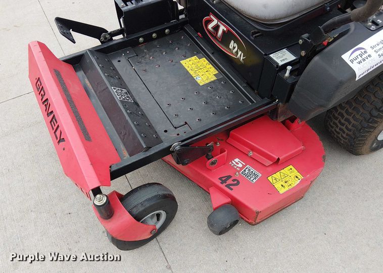 image for item DU3599 Gravely ZT 42XL ZTR lawn mower