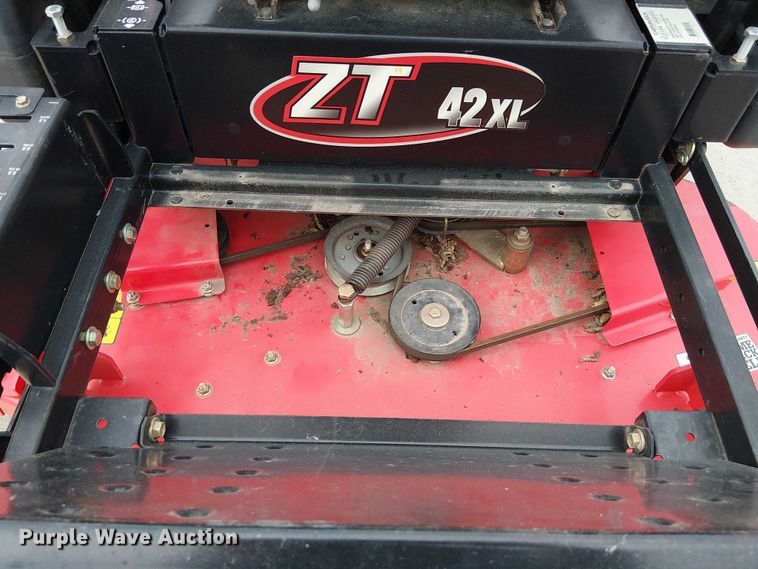 image for item DU3599 Gravely ZT 42XL ZTR lawn mower